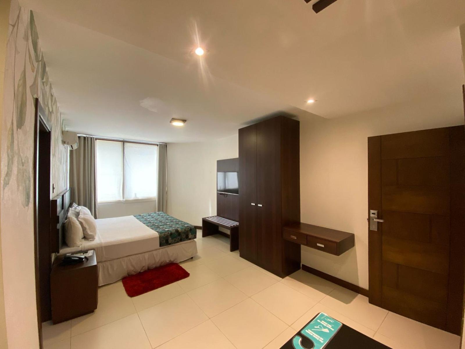 Mai Suites Apart Hotel Santa Cruz de La Sierra Exterior photo